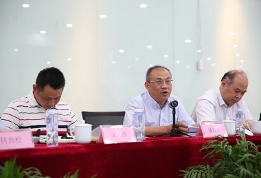 第六屆湖南省環(huán)保產(chǎn)業(yè)協(xié)會(huì)第一次常務(wù)理事會(huì)議在華時(shí)捷環(huán)保召開(kāi)